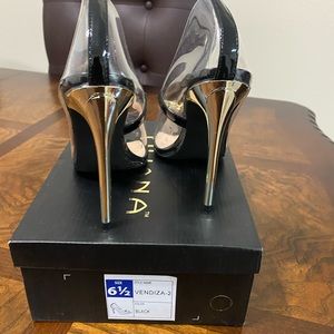 Clear BLK butter fly heels